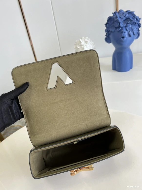 WIS TWIST LOUIS PM VUITTON 1031